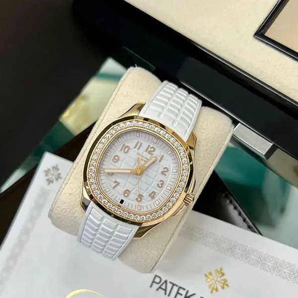 Đồng Hồ Nữ Patek Philippe Aquanaut 5269/200R-001 Màu Trắng Vàng